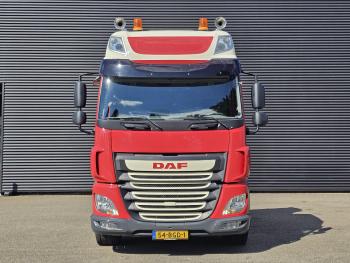 CF 460 8x2/6 / FASSI 82 t/m CRANE / KRAN - 18.3 mtr